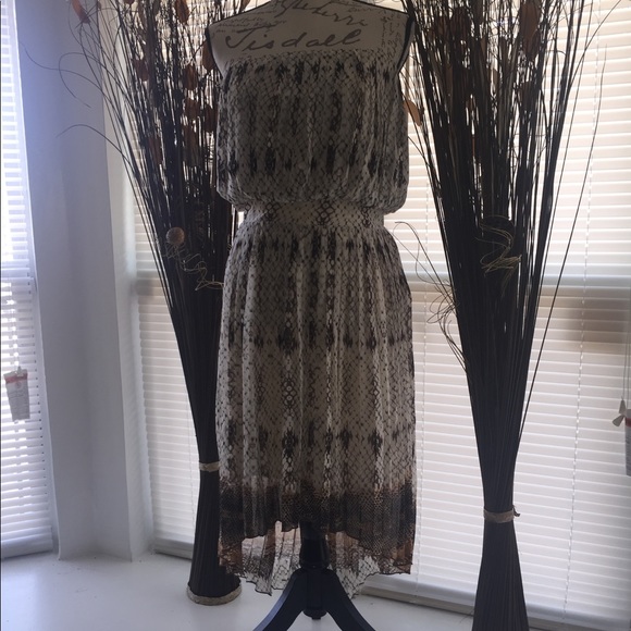 Lavender Brown Strapless High-Low Dress - Picture 4 of 6